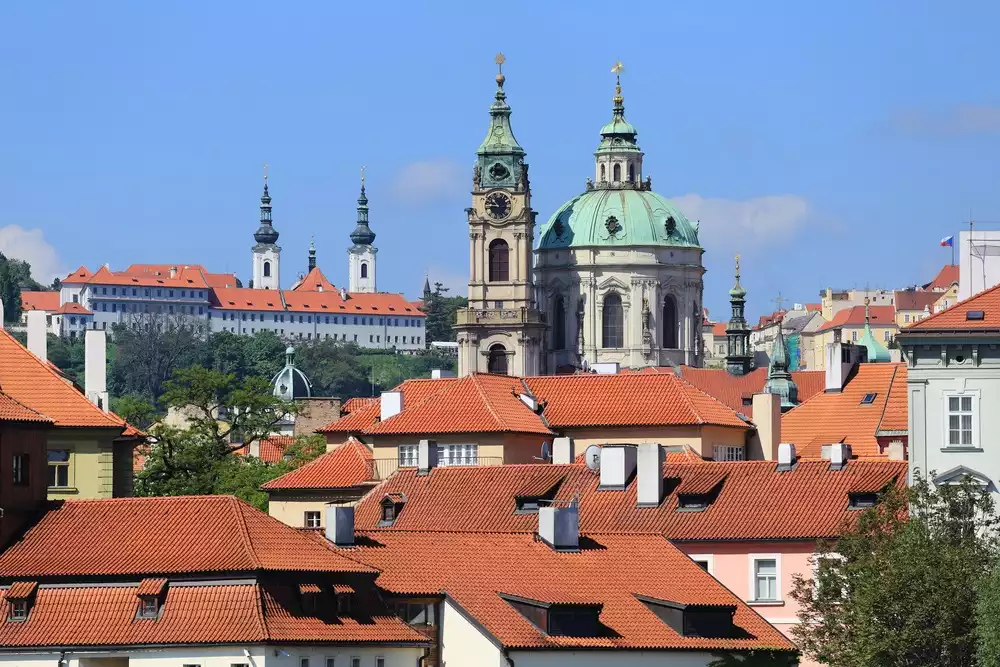 Trubka pod chrámovou klenbou - preview image